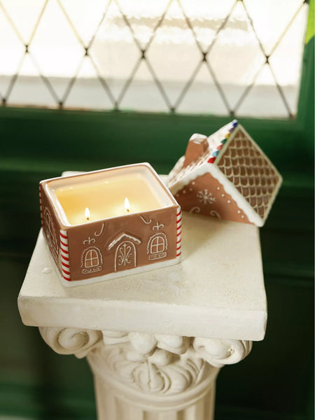 Paddywax Gingerbread House 9.5oz Candle